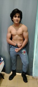 Pecho de Xaviervtg  3 photos