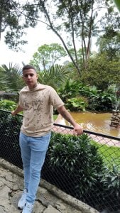 simonkeeler 👐 Pic 2