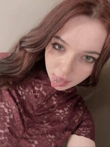 ThuBoppre new red shirt Pic 5