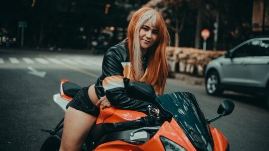 SnakeMuse ride motorcycle or ride... u tell me 😈🔥 Pic 2