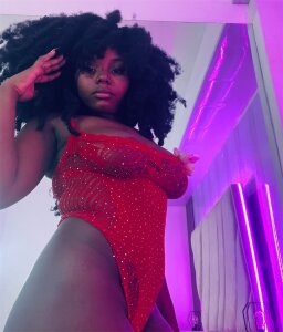 Sotf_Charlotte Red passion Pic 5