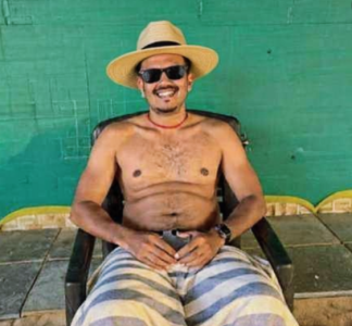 horny_techie Public টি ছবি