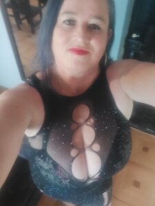 Miss-tetas Public Pic 4
