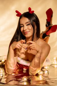 VeronicaMartiin Your Christmas Present 🎀 Pic 7