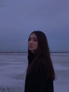 AriannaSemke Public Pic