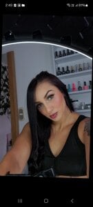 ArianaRosee_ Public Pic 2