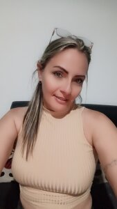 Monita_Sexxxy Public Pic 3