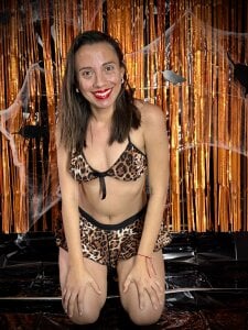 Perla_Jonhson_Rs "Wild by nature, untamed by choice." 🐆🔥 Pic 3