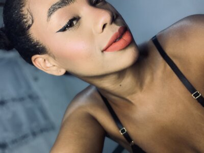 Cammgirlmii Public Pic 3