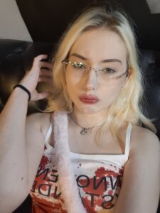 StellaZeolla A little bit of me Pic 5