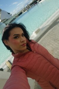 gianushi Gia en Europa Εικόνα