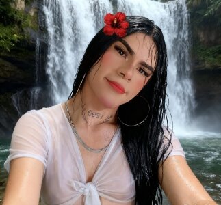 Yara-Atwan-'s photo