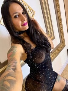 amarisvega ✨✨Sexy and glowing✨✨ Pic 2