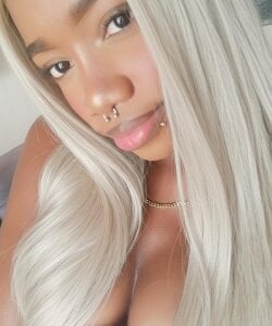 NyraSolenne Good afternoon, lovely ☀️💖 I’m live from 2:00 p.m. to 8:30 p.m., glowing with playful charm and a s Pic