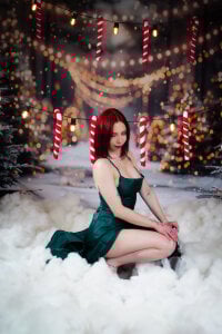 laura_olssen 🎄MERRY XMAS🎄 Pic 2