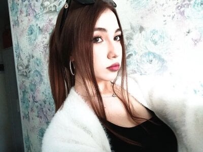 BritanyCrowner Aria Bilde 3