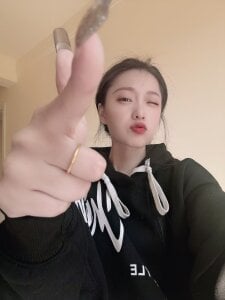 jiangjiangas 不服气来看看 Pic