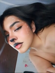 rebeca_taylorPublic Bild 2