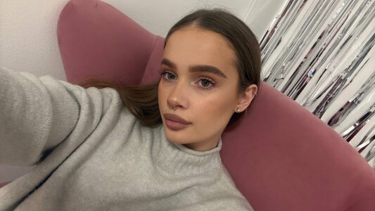 MeriPhelan Public Pic 2