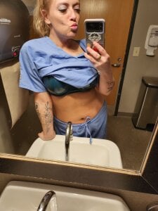 Titsandtats24 Public Foto 4