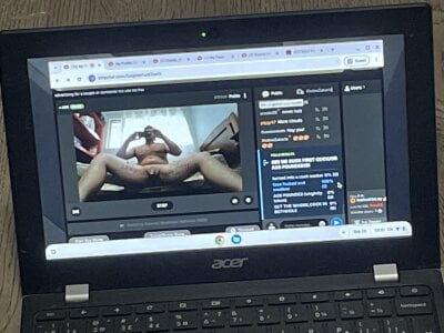 CouplesFuckToy69 Public Poză 8