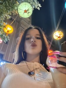 LoraAckerman Public 사진 2