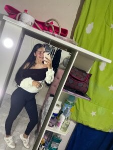 kaitt_ AT HOME💖 Pic 3