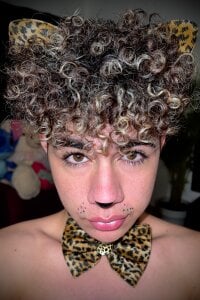 DavidfullOFlove A beautiful kitten wants love 🐈‍⬛🐾😍❤️‍🔥 Pic 4