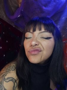 victoriia_thompson Public Gambar 2