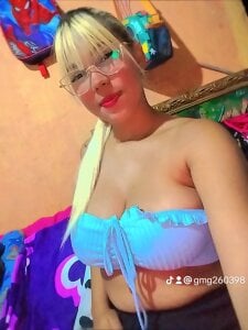 Vanessa_Shy27 Public Foto