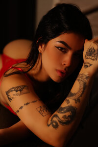 Aya_Laurent Public Pic 8