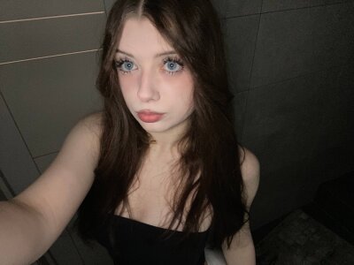 Error 999: love❤️ de AngelenaCrittendon  3 Imagens