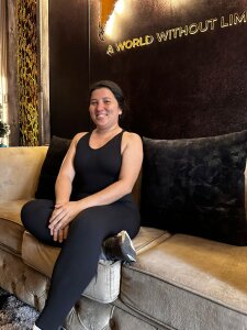 Zoe_Cuttee Public Pic 6