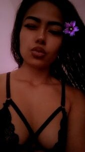 DanielaEmber7 DaniEmber♡ Pic 2