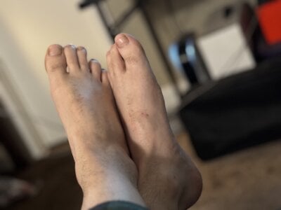 beardedfantasydaddy My feets Pic 2