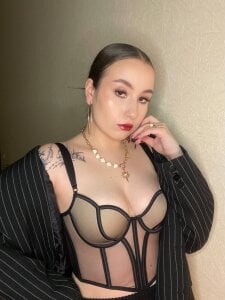 _TR1X1E_ Public Foto 4