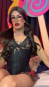 antonella_rosecs 👑 and I will be your sassy queen Pic 3