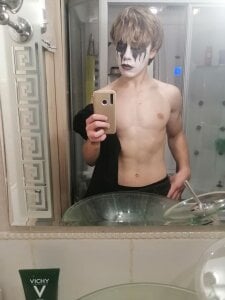 to be different means to be different de Josh_Vin  5 Imagens