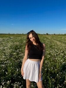 DiaDavidson Public Pic 5