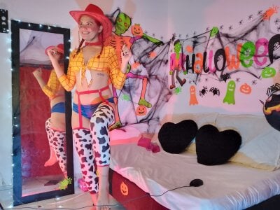 Carolinagarcia12345 🤠👻COWGIRL HALLOWEEN 🤠🎃 Pic 8