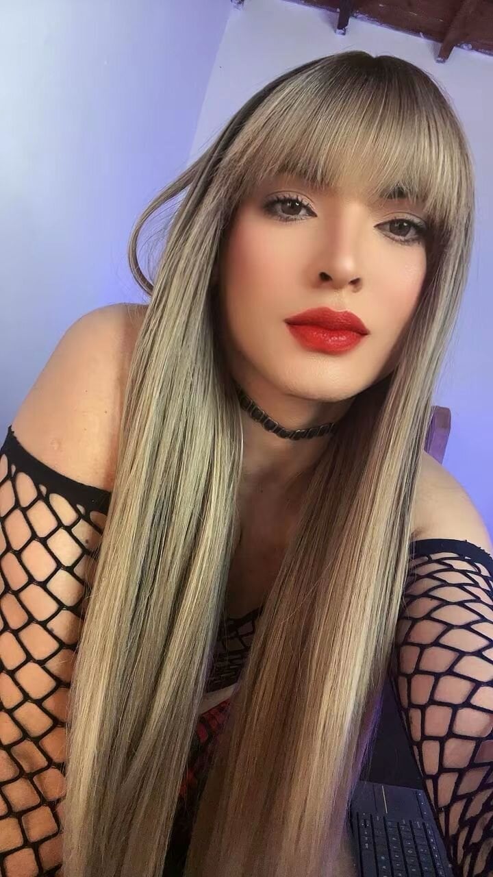 ภาพที่กำลังนิยมของ MaddySmithX  7792