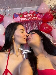 Valkiria-and-Dione 💗💖 Pic 3