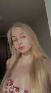 born_to_tease_ Public Pic 2