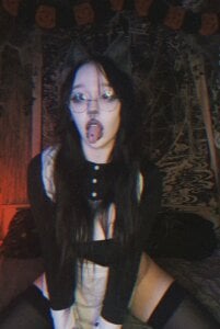 chloe_crystall_killer Call me when the moon is full🌕 Foto 3