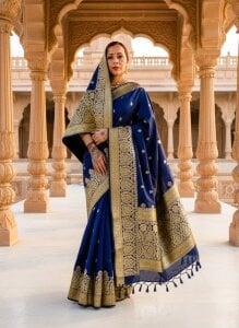 Public de suhana_mature  4 Imagens