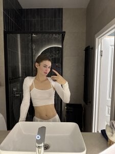 Doraluna Public Pic 2