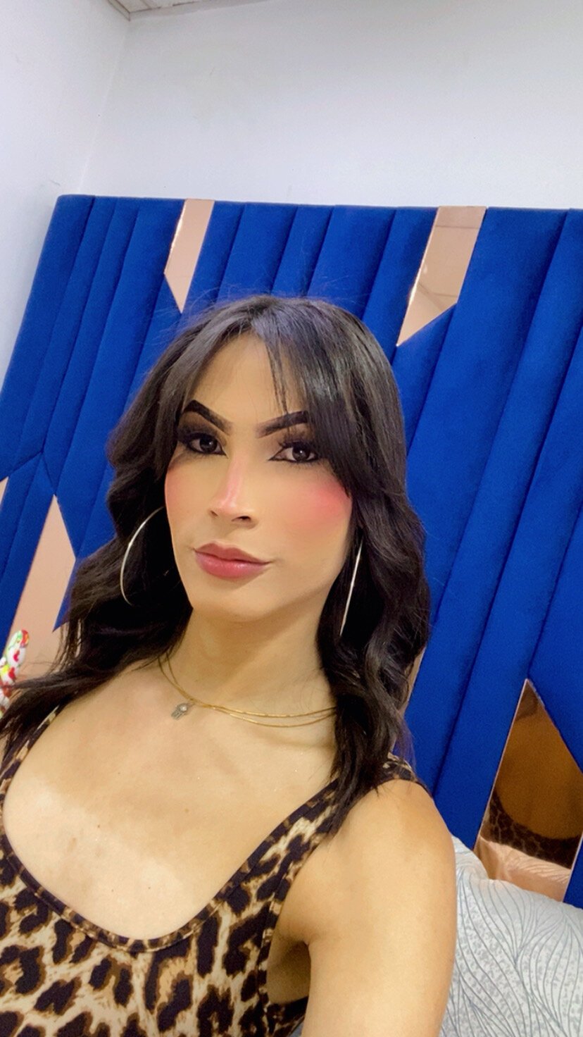 Foto em tendência de Alicee_Grey 3134