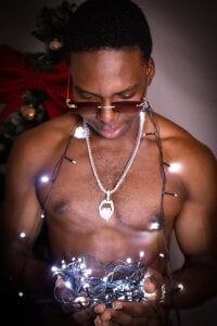 mike_aly 𝕮𝖍𝖗𝖎𝖘𝖙𝖒𝖆𝖘 𝕭𝖞 🐙🎄 Pic