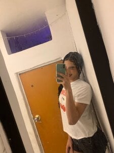 veronicarose_ Public Pic 2