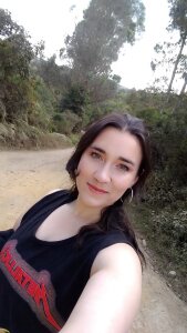 Carolaine_Dh1 Public Pic 4